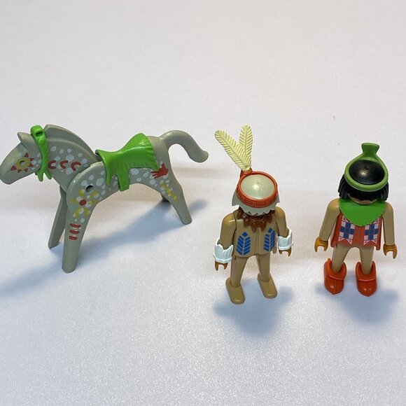 Playmobil 1974 Geobra Native American Indian Man Woman Painted Horse Saddle - Picture 5 of 5